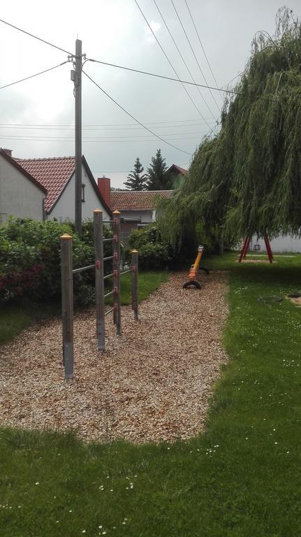 Ferienwohnungen Paul Und Dorothea Dollstadt Buitenkant foto